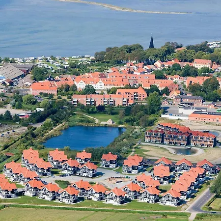 Apartamento 8 Person On A In *